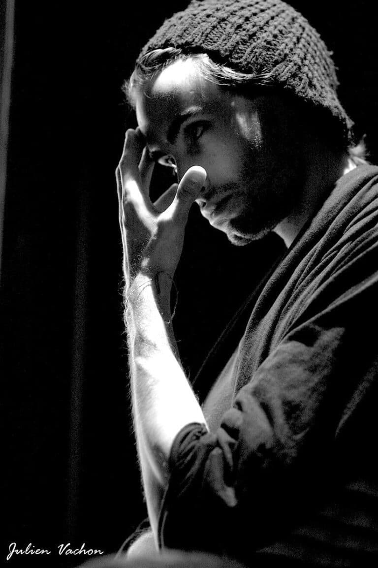 Yoann Kelyann, artiste à l’atelier de Cédric