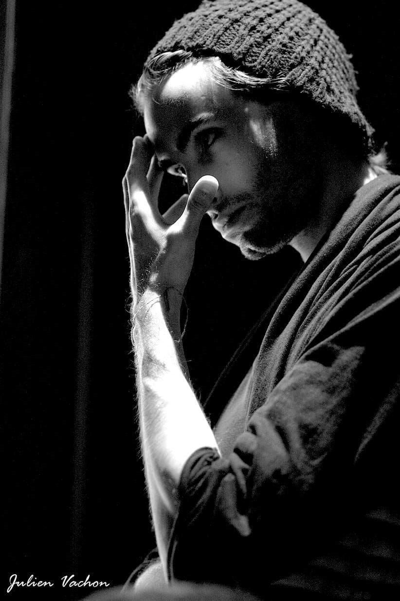 Yoann Kelyann, artiste à l’atelier de Cédric