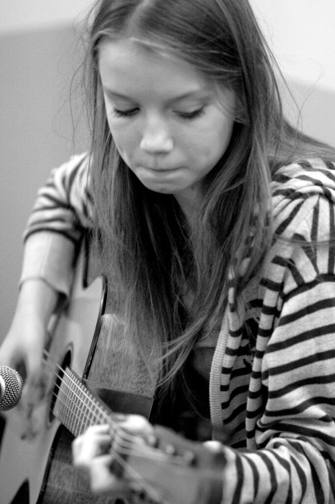Eden Ducourant, artiste à l'atelier de Cédric