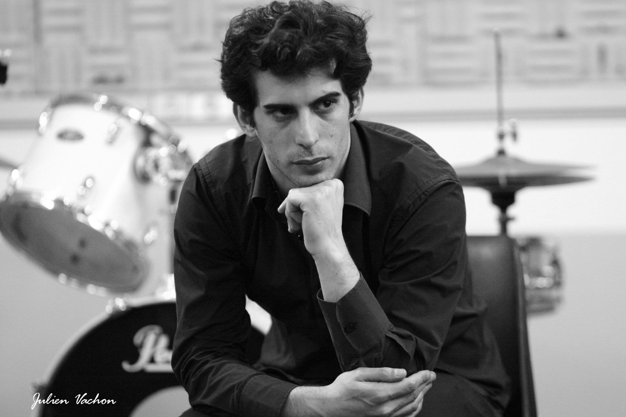 Jean-Charles Menale, artiste à l’atelier de Cédric