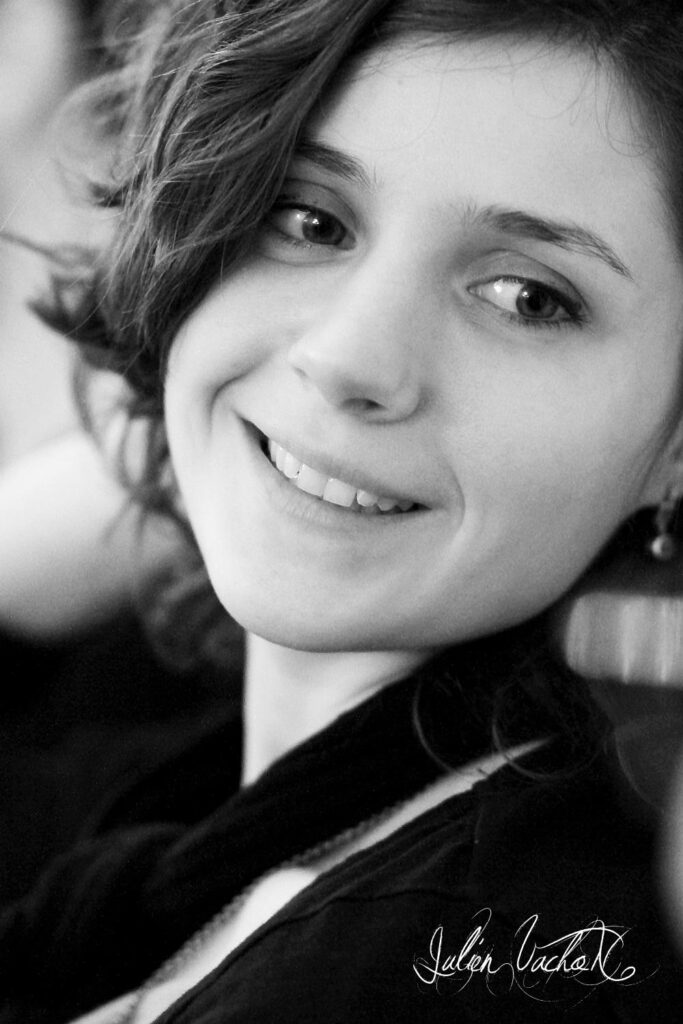 Alessandra Giraudo, artiste à l'atelier de Cédric