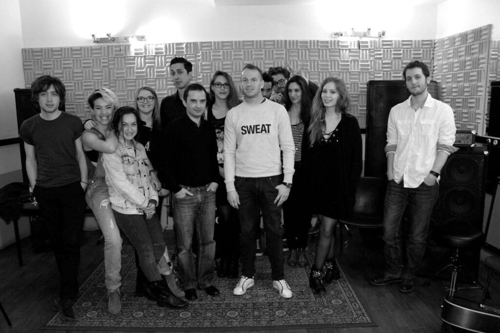 Ludovic Barnouin, manager d'artistes, photographié pour L'Atelier de Cédric