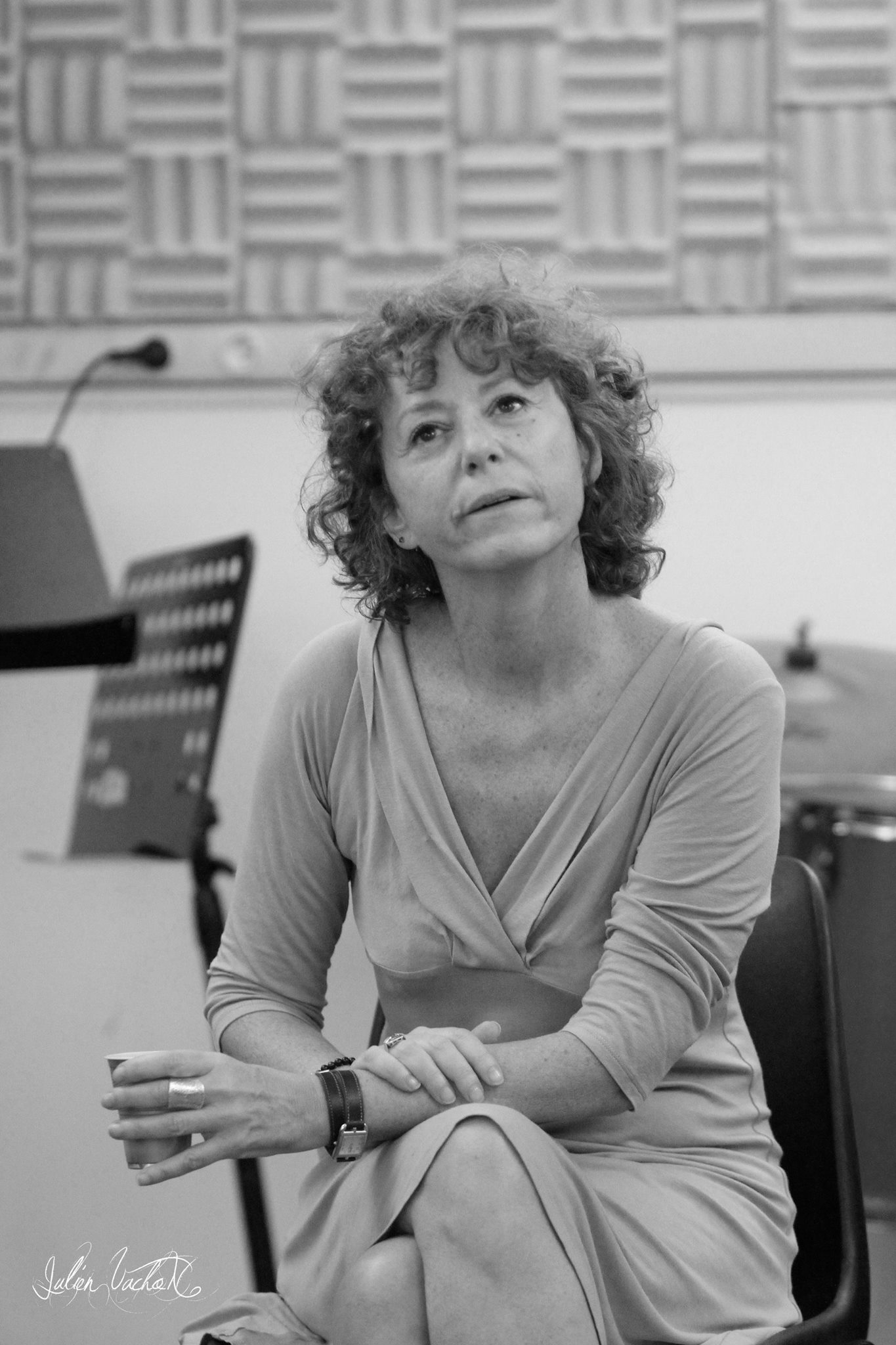 Laure Michelon, manageuse d’artistes, par L’Atelier de Cédric