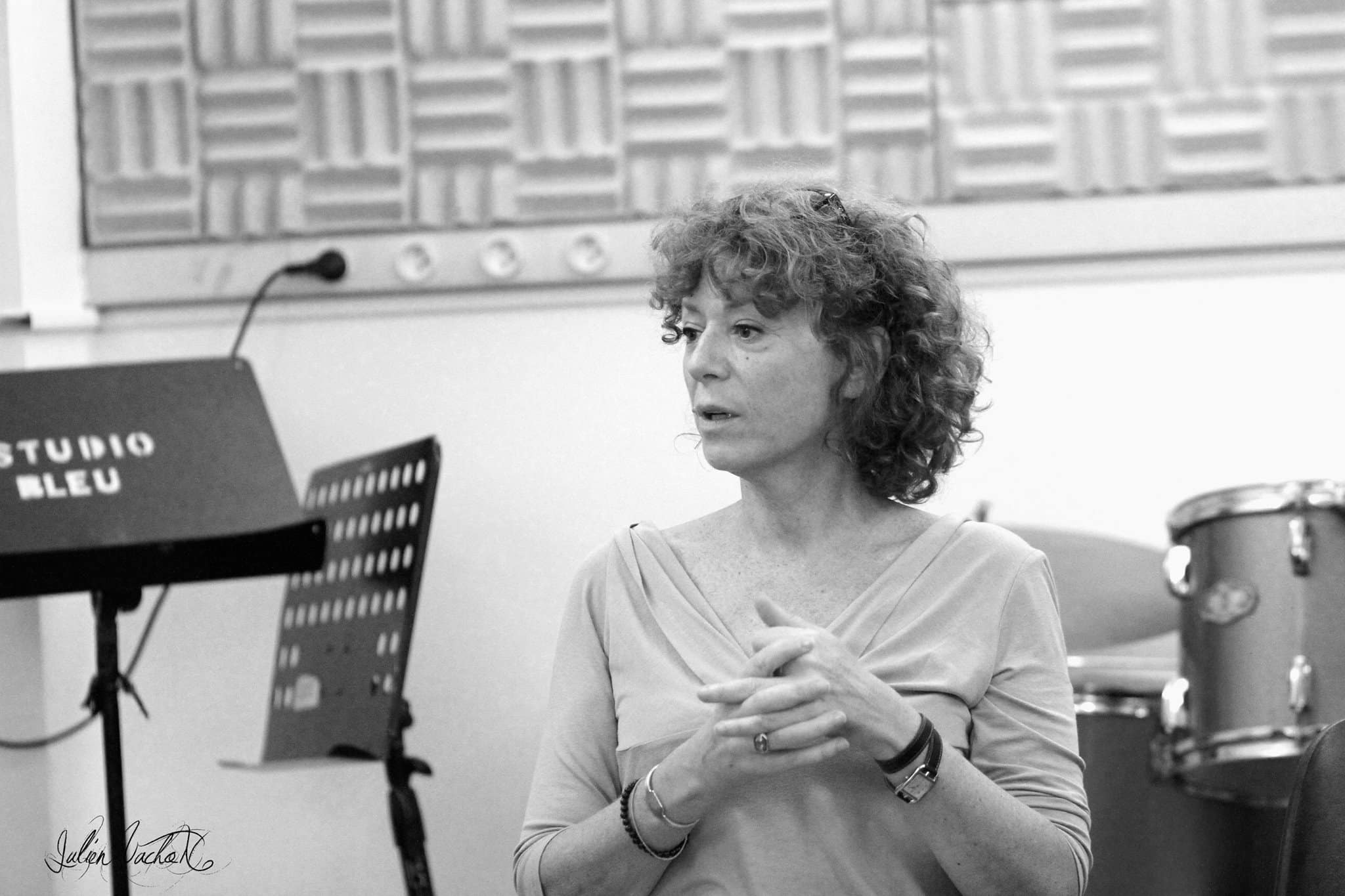 Laure Michelon, manageuse d’artistes, par L’Atelier de Cédric
