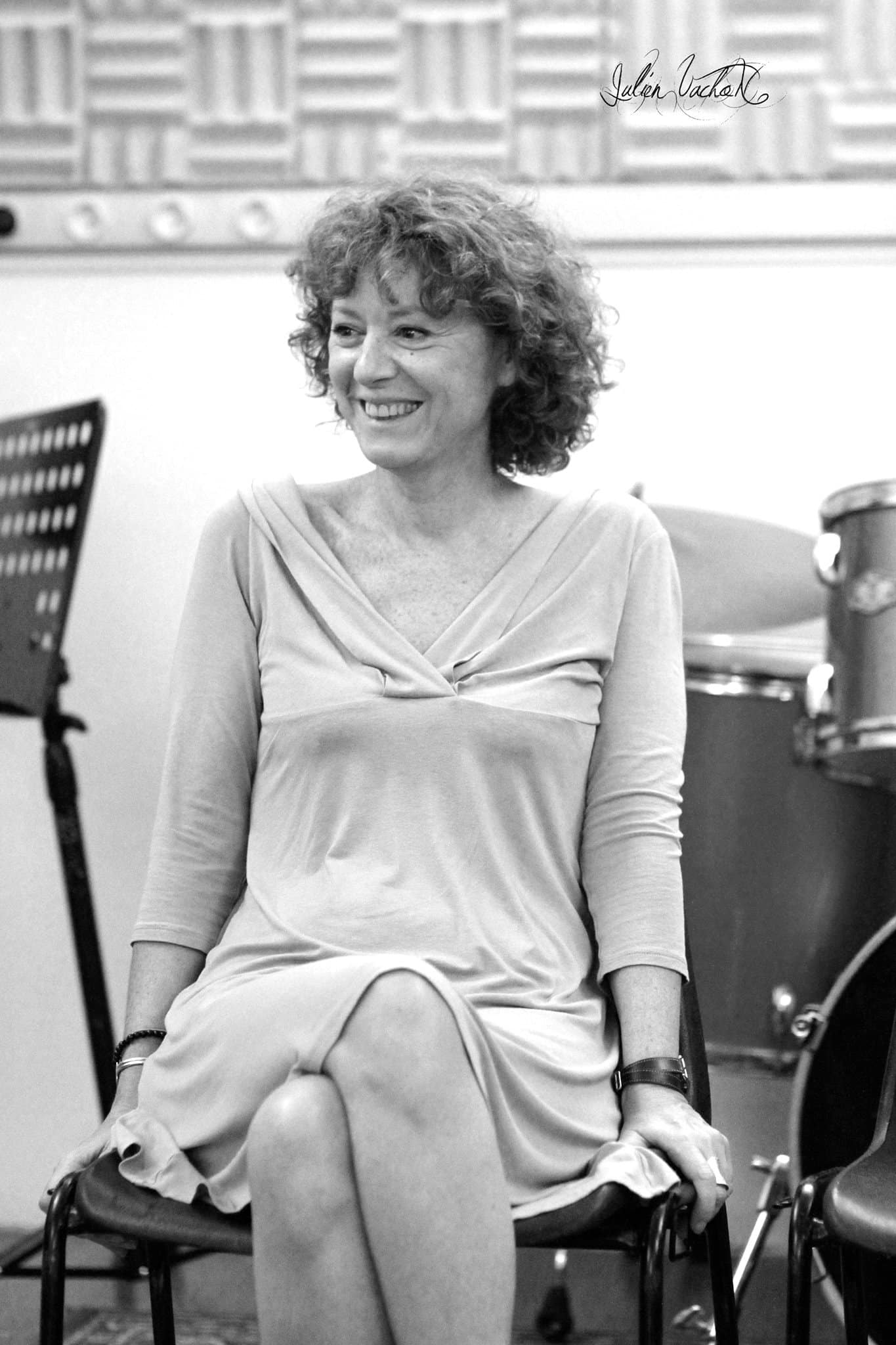 Laure Michelon, manageuse d’artistes, par L’Atelier de Cédric
