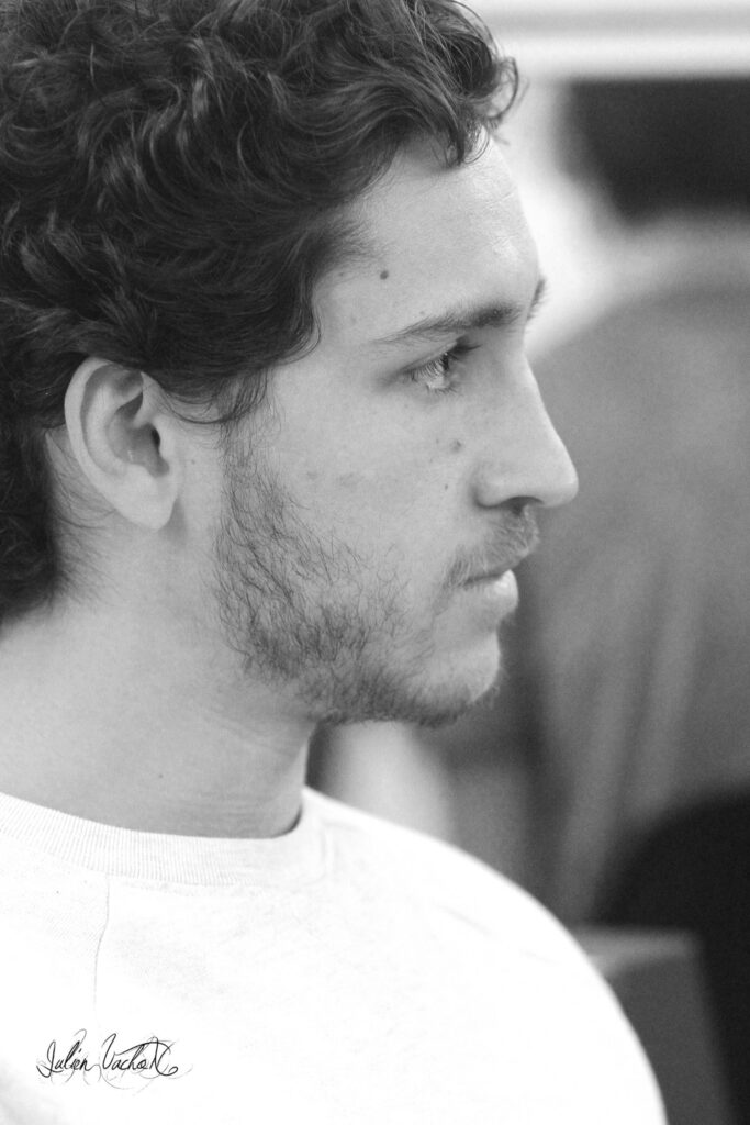 Ovadia Zemmour, artiste à l'atelier de Cédric