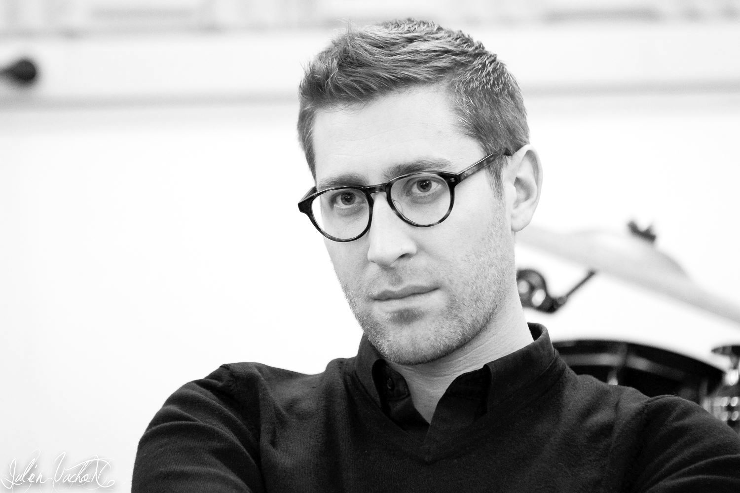 Jean-Michel Journet, manager d’artistes, par L’Atelier de Cédric