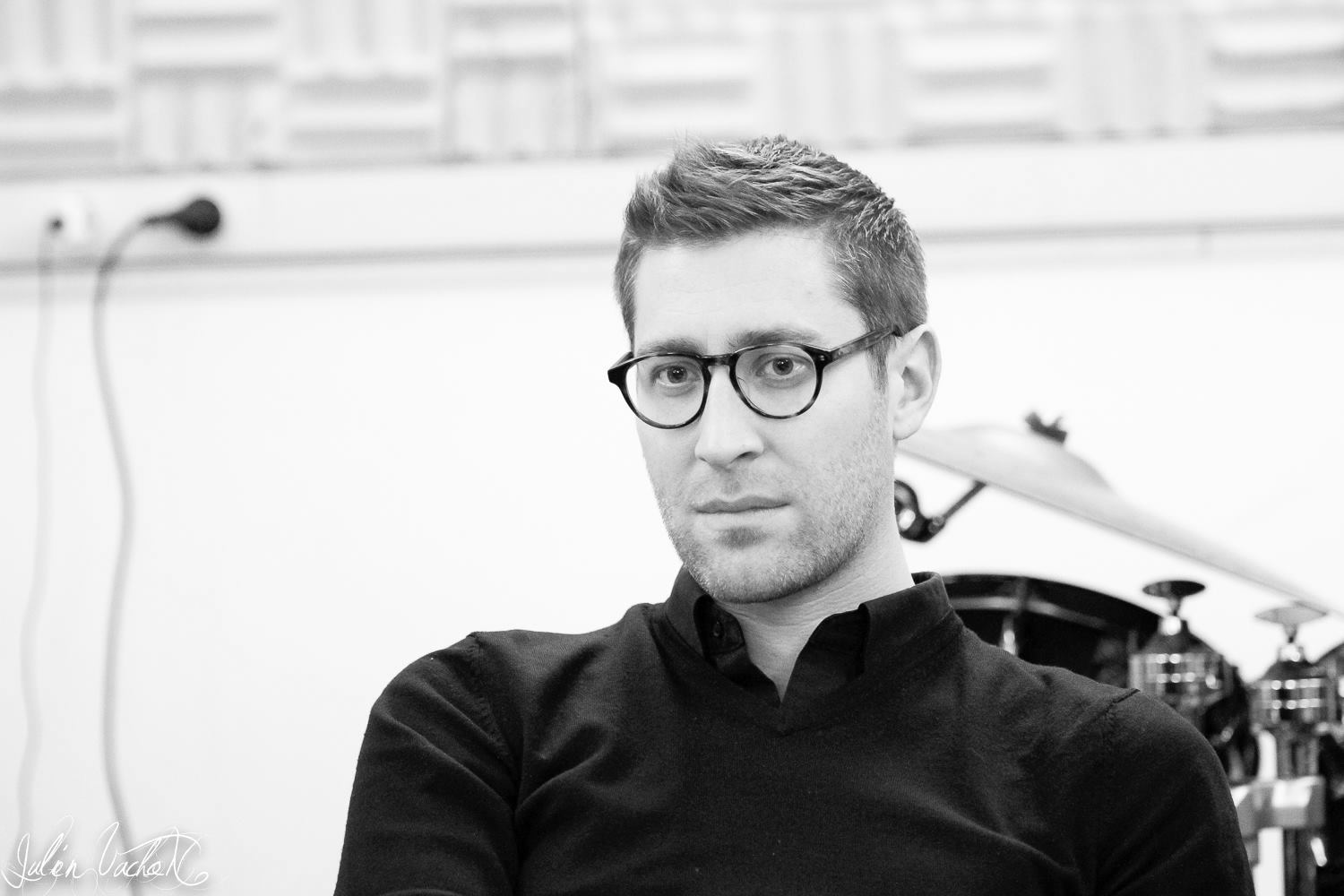 Jean-Michel Journet, manager d’artistes, par L’Atelier de Cédric