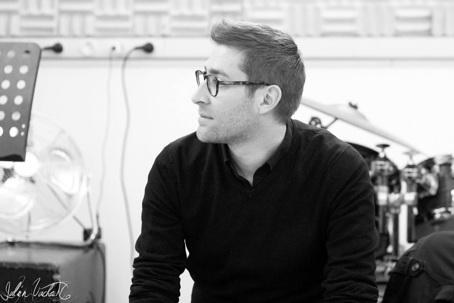 Jean-Michel Journet, manager d’artistes, par L’Atelier de Cédric