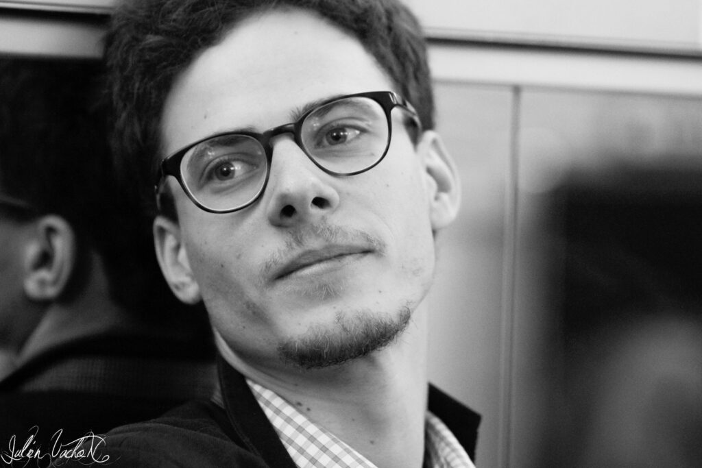 Hadrien Glasel, artiste à l'atelier de Cédric