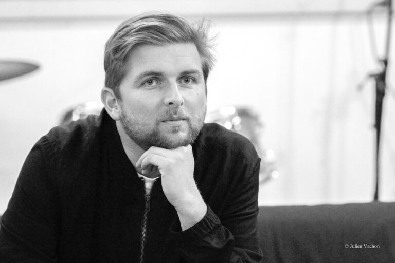 Denis Collart – Directeur marketing – Sony Music, BMG