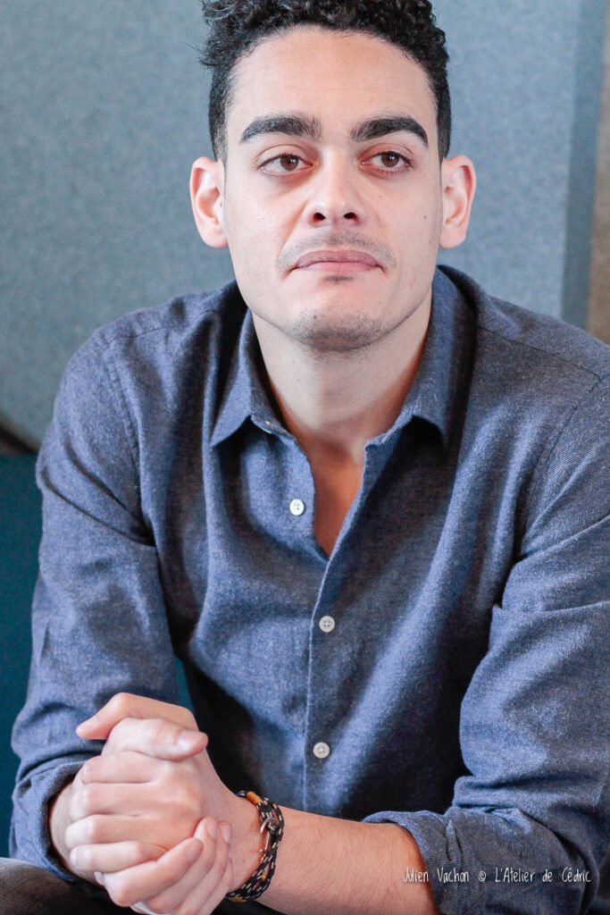 Amir Laïeb, producteur radio (Fun Radio, Follow Prod), photographié pour L'Atelier de Cédric
