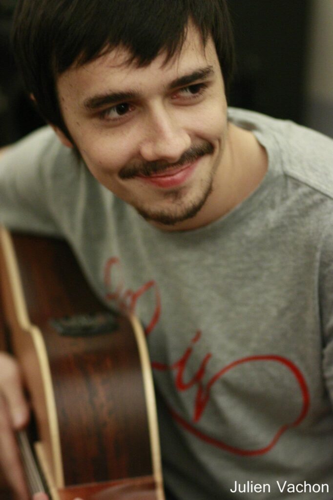 Simon Gardaix, artiste à l'atelier de Cédric