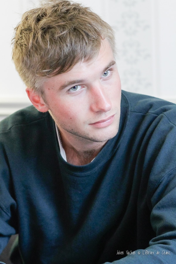Louis Lambilliotte, A&R chez Because Éditions, photographié pour L’Atelier de Cédric