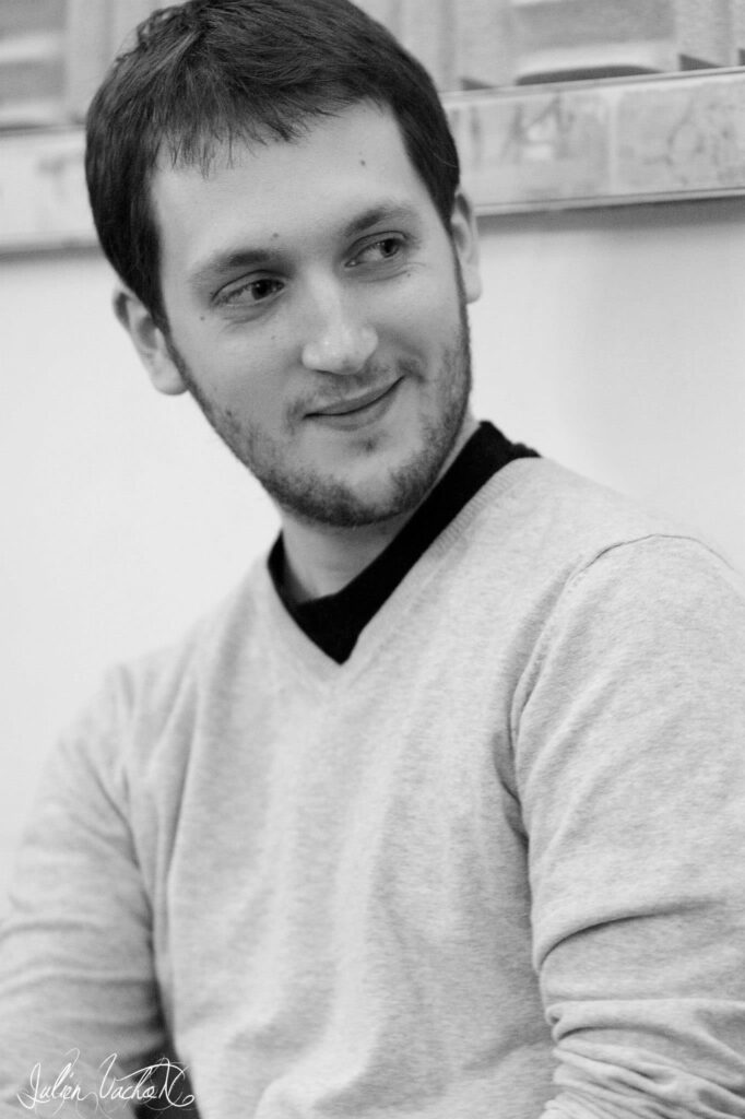 Denis Piednoir, artiste à l'atelier de Cédric
