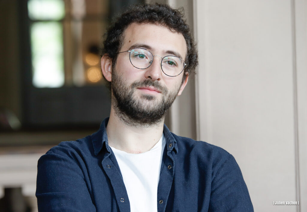 Edouard Taieb, fondateur et CEO d’Unity Group, photographié pour L’Atelier de Cédric