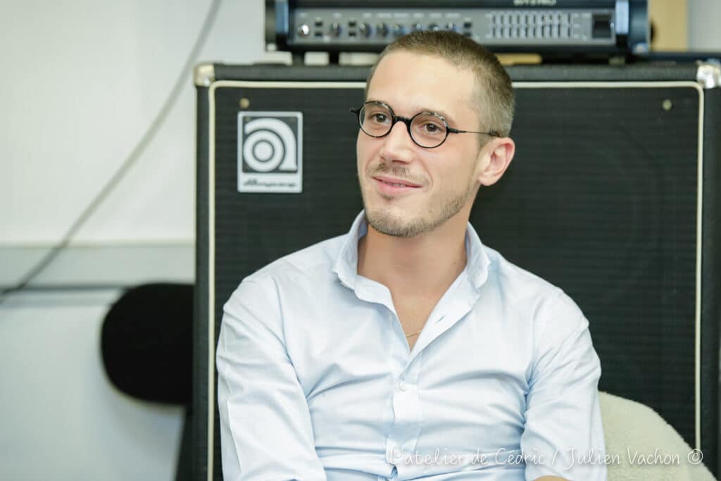 Antoine Sauer, Director of digital admin & partners à la Sacem, photographié pour L’Atelier de Cédric