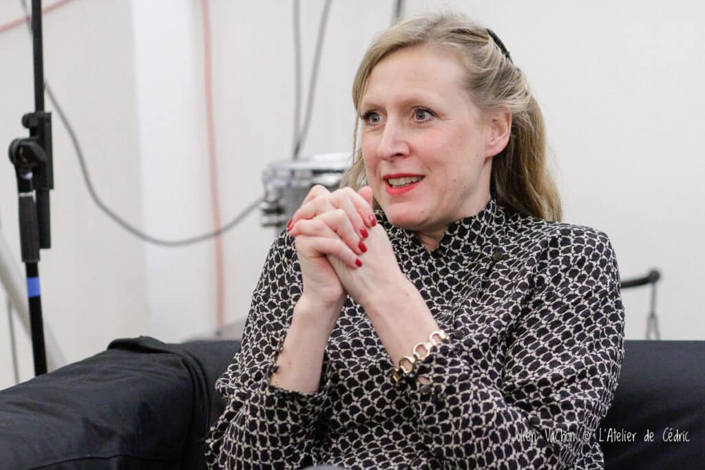 Julie Hardouin, ex-directrice artistique du Batofar, photographiée pour L'Atelier de Cédric