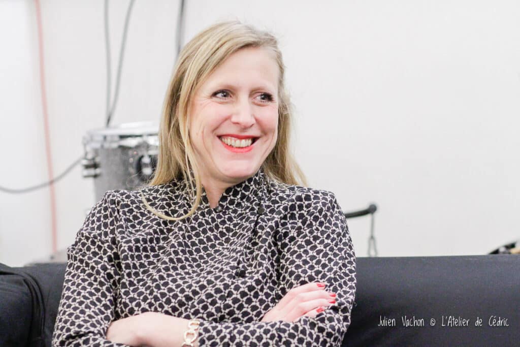Julie Hardouin, ex-directrice artistique du Batofar, photographiée pour L'Atelier de Cédric