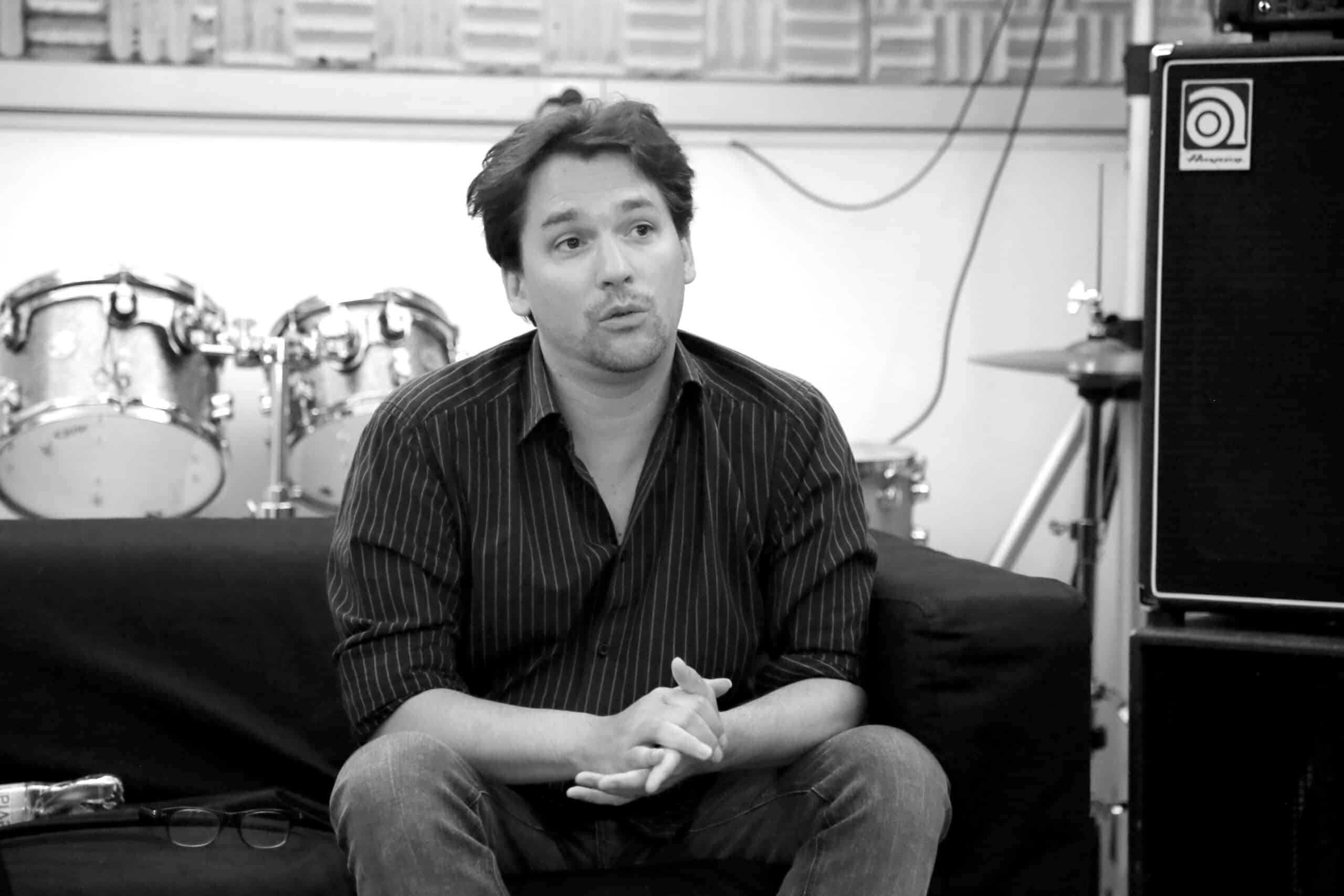 Julien Pion, ancien directeur de la Férarock, photographié pour L'Atelier de Cédric