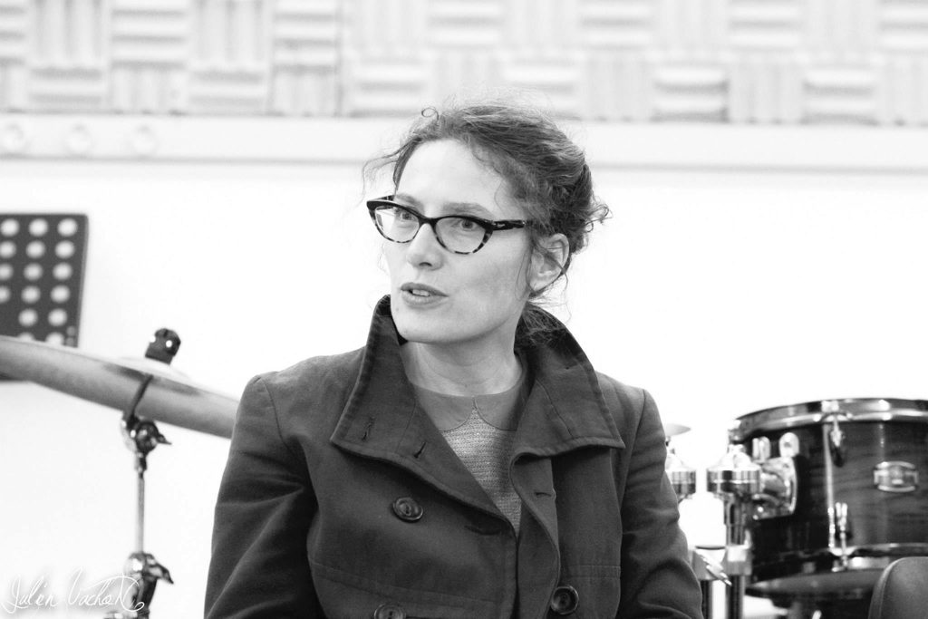 Caroline Guaine - Mégaphone Tour - L'Atelier de Cédric